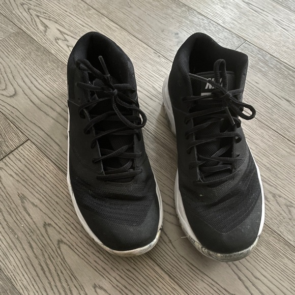 Nike Air Max Emergent Shoes - Picture 3 of 9